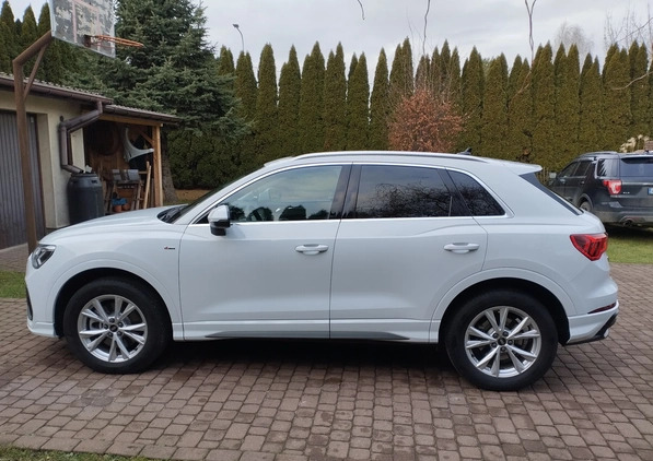 Audi Q3 cena 155900 przebieg: 11187, rok produkcji 2022 z Oborniki małe 352